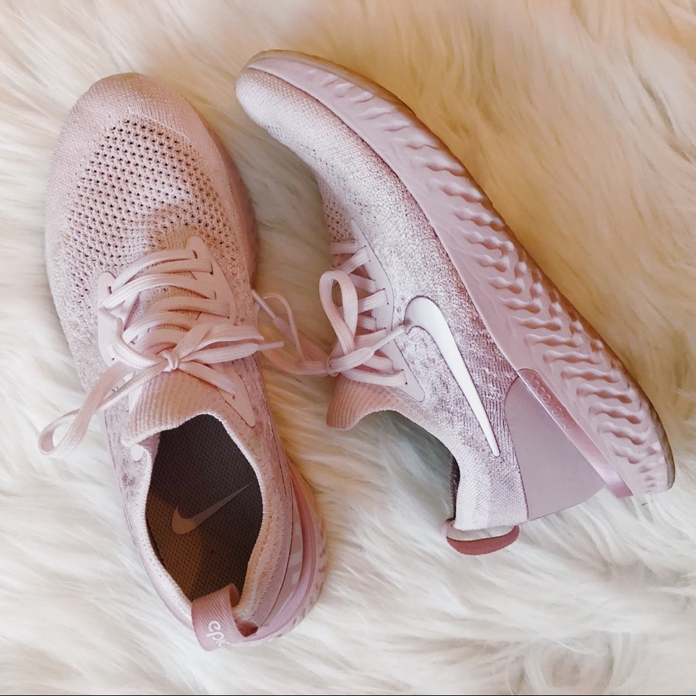 Nike Women’s Epic React Flyknit - Size 7.5